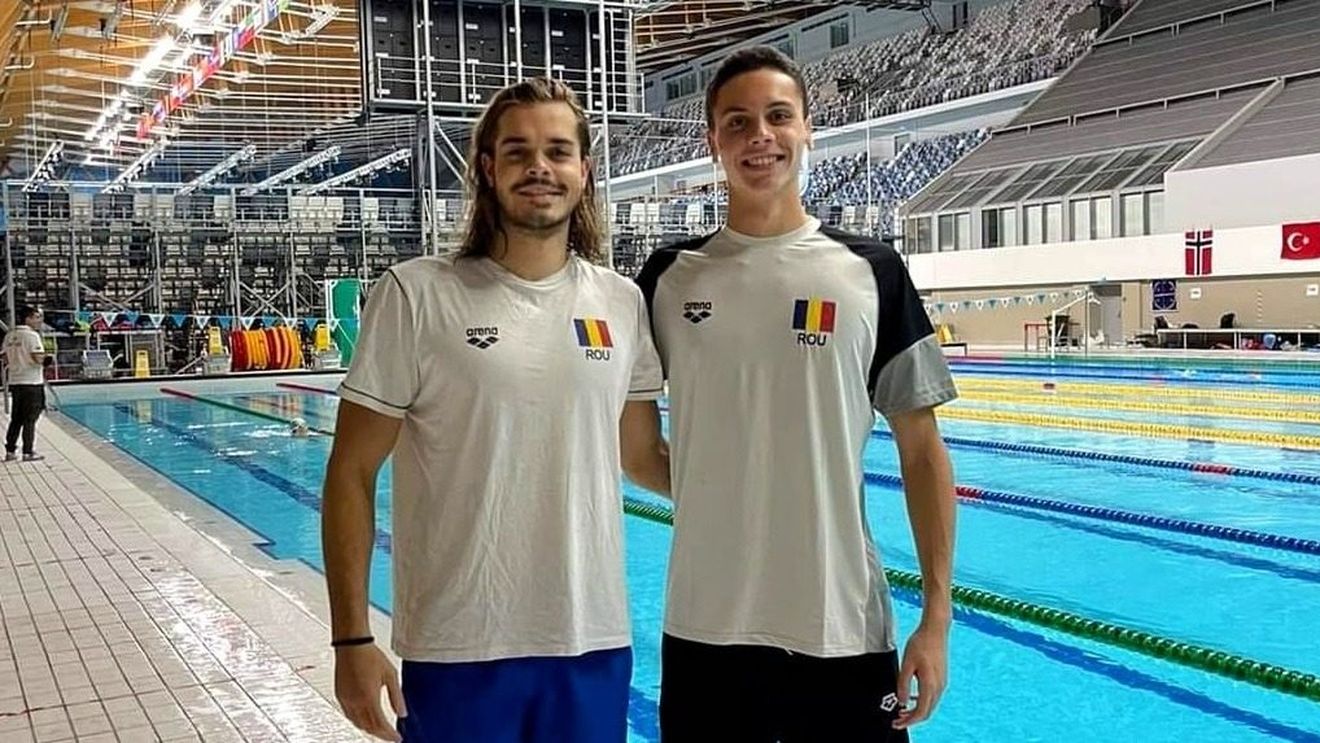 Robert Glinţă şi David Popovici, în semifinale la 100 m liber, la Campionatul European de Nataţie în bazin scurt. Ambii au stabilit recorduri naţionale