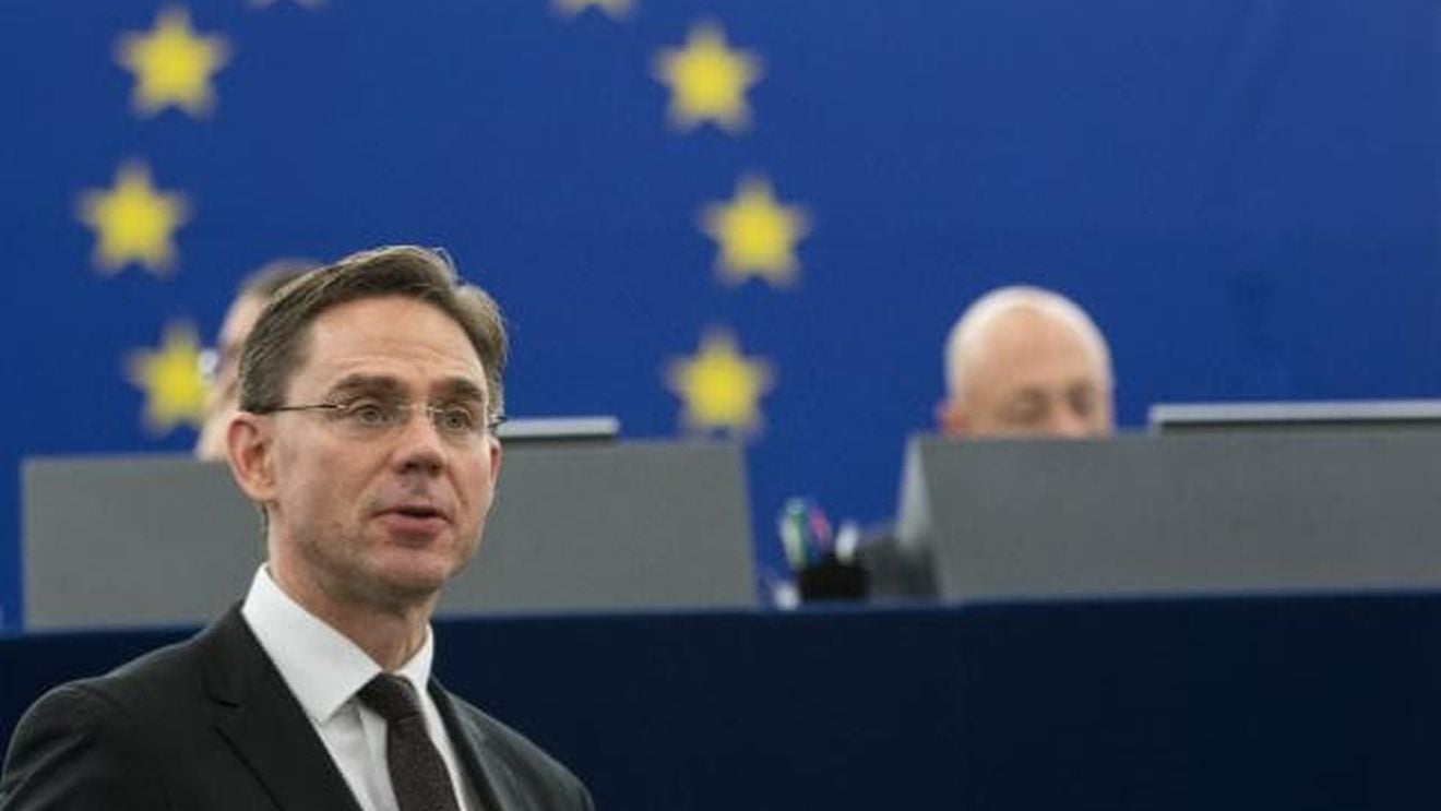 Vicepreședintele Comisiei Europene, Jyrki Katainen, după adoptarea OUG: Why Romanian government why?