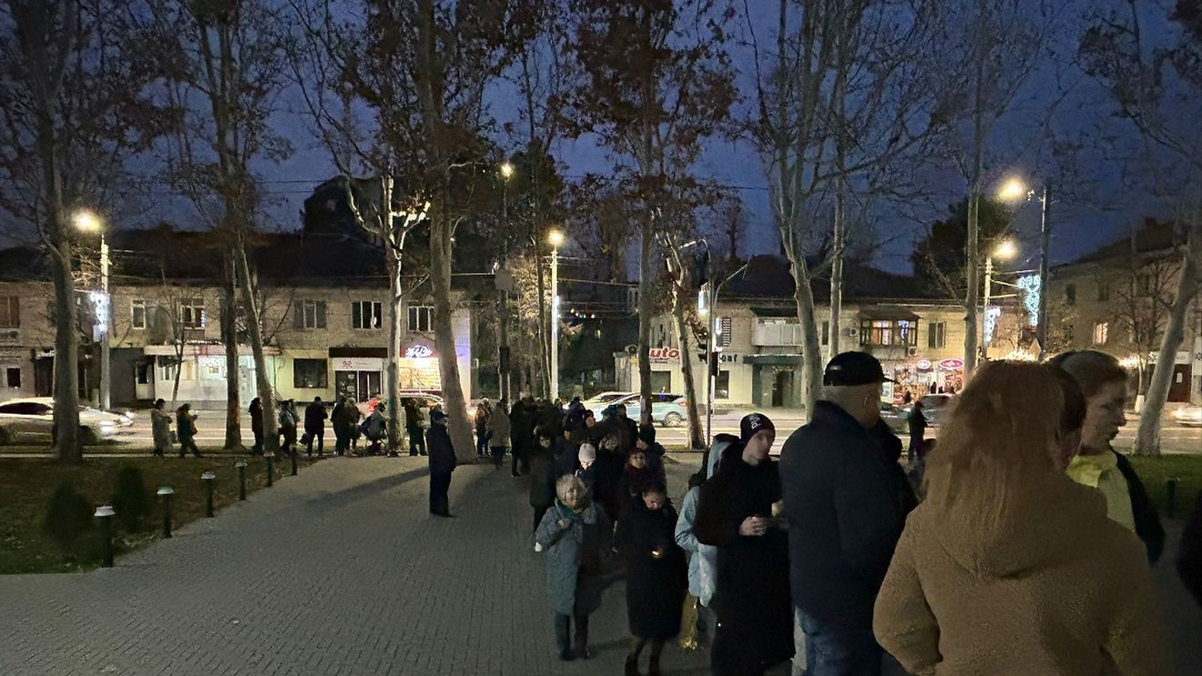 Analiști: Alegătorii din Republica Moldova au demonstrat că nu sunt doar purtători de pașapoarte. Pentru fiecare persoană în parte Unirea s-a produs deja