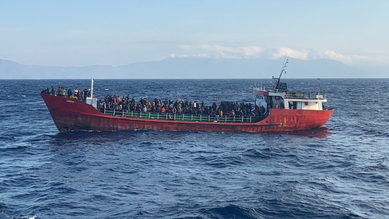 Grecia: Sute de manifestanţi la Atena, împotriva respingerii migranţilor