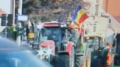 Fermierii și transportatorii protestează în Brașov: zeci de utilaje pe străzile din centrul orașului