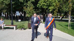 Liderul PSD Dâmbovița anunță startul campaniei prezidențiale, fără a pomeni niciun cuvânt despre Crin Antonescu / Ponta a fost ales deputat în Dâmbovița
