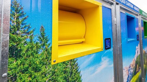 Insule ecologice la Galați pentru colectarea deşeurilor cu acces pe bază de card sau telefon