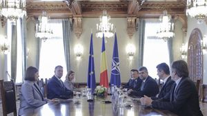Articol dur în presa germană la adresa lui Klaus Iohannis: Câștigătorul premiului Carol cel Mare pe căi greșite / Președintele României pare să se apropie de adversarii săi corupți de ieri