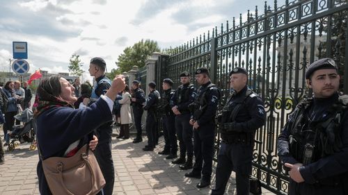 Dancă (Forţa Dreptei): Cerem sancţionarea celor responsabili pentru violenţele din faţa Parlamentului / Noi credem că au fost unii instigatori de profesie