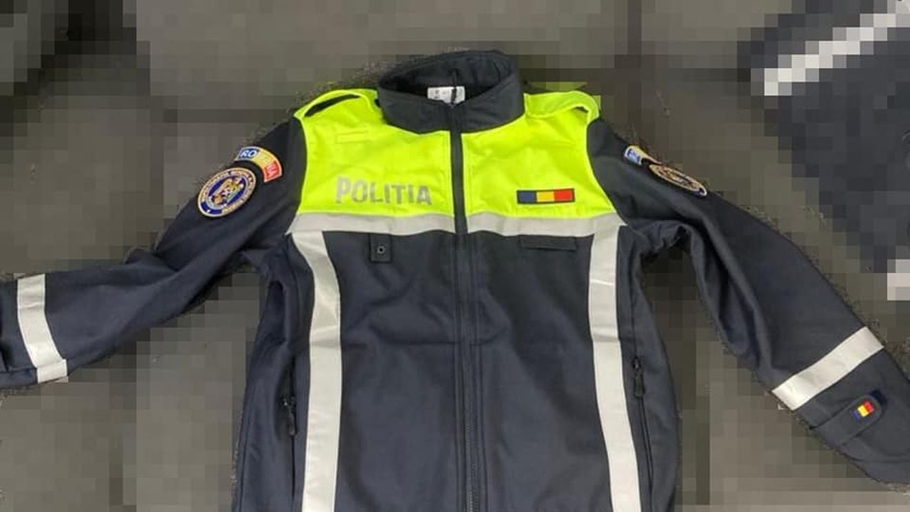 FOTO Firme abonate la contracte cu statul livrează noile uniforme ale polițiștilor, în valoare de 31 milioane de euro. Două loturi, câștigate de șeful Senatului Universității din Craiova. Sindicatul Europol: „A primat cantitatea în detrimentul calității”