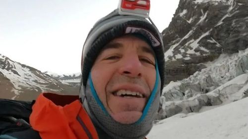 Un alpinist grec a murit la 7400 de metri înălțime, la scurt timp după ce a cucerit vârful Dhaulagiri, al şaptelea cel mai înalt munte din lume