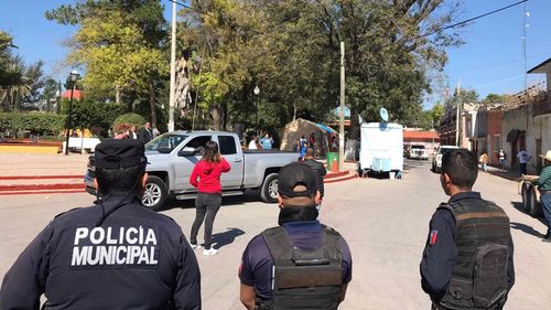 Un jurnalist mexican a fost ucis în timp ce se afla sub protecţia poliţiei / A fost împuşcat de atacatori neidentificaţi în timp ce călătorea cu maşina împreună cu gărzile sale de corp