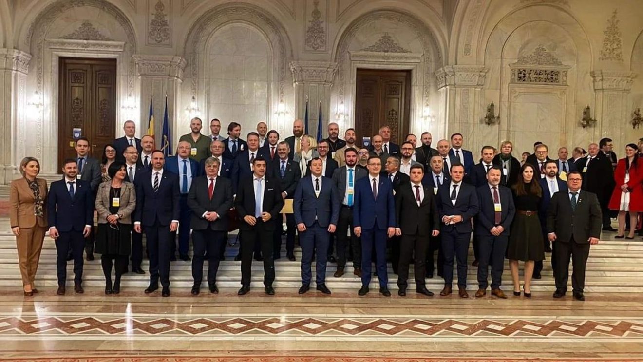 Un partid bulgar de extremă dreapta, pro-rus, s-a aliat cu AUR / Ele și-au coordonat protestele antiguvernamentale în plină criză provocată de invazia Rusiei