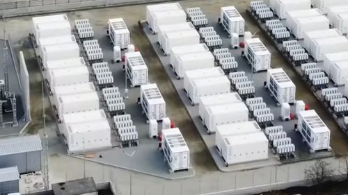 Cea mai mare baterie de stocare a energiei din România a devenit operațională la Florești, Cluj / Primar: ”Stochează energia când producția este mare și consumul redus și o eliberează atunci când cererea crește”