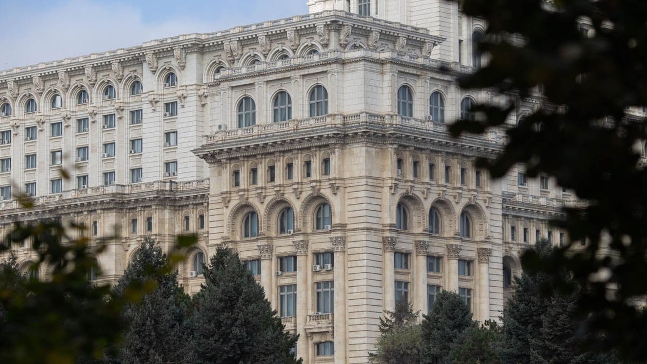 23 de lifturi din Palatul Parlamentului intră în retehnologizare/ Bugetul estimat: 8,5 milioane de lei