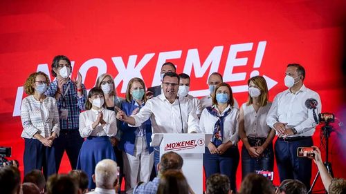 Premierul Macedoniei de Nord își va formaliza demisia la sfârșitul anului. El a pierdut alegerile pentru că și-a schimbat radical discursul față de Bulgaria, încercând apropierea de Sofia