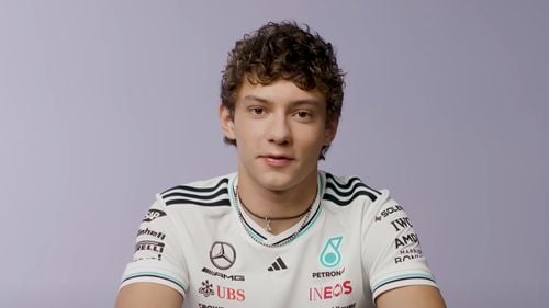 „Formula 1, o apă plină cu rechini, pregătiți să te mănânce”, spune Antonelli, înlocuitorul lui Hamilton la Mercedes