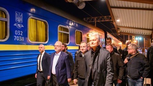 Președinții Poloniei și ai statelor baltice merg miercuri la Kiev