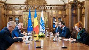 Observatorii OSCE s-au întâlnit cu președintele interimar Ilie Bolojan. OSCE a deschis o misiune de observare a alegerilor prezidențiale din România, prima astfel de misiune din 2020