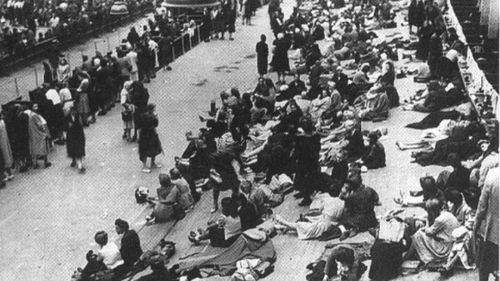 Razia antisemită de la Vel d’Hiv – 16/17 iulie 1942 – o rușine națională asumată târziu de Franța, în pericol de a se banaliza