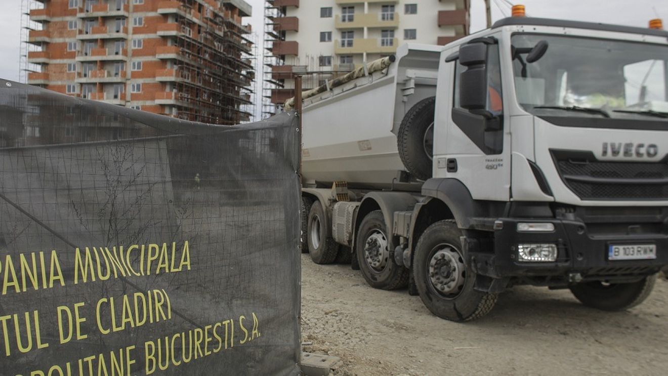 Nicuşor Dan: Vignetele de tranzit pentru vehicule de mare tonaj, emise doar electronic din 2024