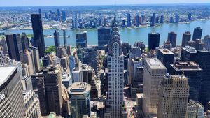 Comerțul american se revoltă: Retailerii contestă legea newyorkeză privind prețurile