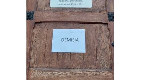 A fost demisă directoarea Colegiului Național “Mihai Viteazul” din Turda, care a angajat un interlop pe funcția de profesor de matematică