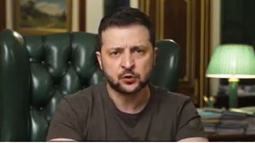 Volodimir Zelenski, atac virulent la fostul secretar de stat SUA Henry Kissinger: ”Spune că o bucată din Ucraina ar trebui să fie dată Rusiei, ca să nu se înstrăineze de Europa/ În 1938, când familia lui fugea de Germania nazistă, Kissinger avea 15 ani”