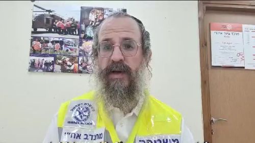 Am văzut un bebeluș care fusese copt într-un cuptor, spune un lucrător de urgență israelian. Cadavrul provenea din Kibbutzul Kfar Aza, locul unuia dintre cele mai cumplite masacre comise de Hamas