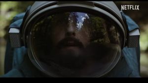 Filmele „Spaceman”, cu Adam Sandler, și „Treasure”, cu Lena Dunham, prezentate în premieră mondială la Festivalul de la Berlin