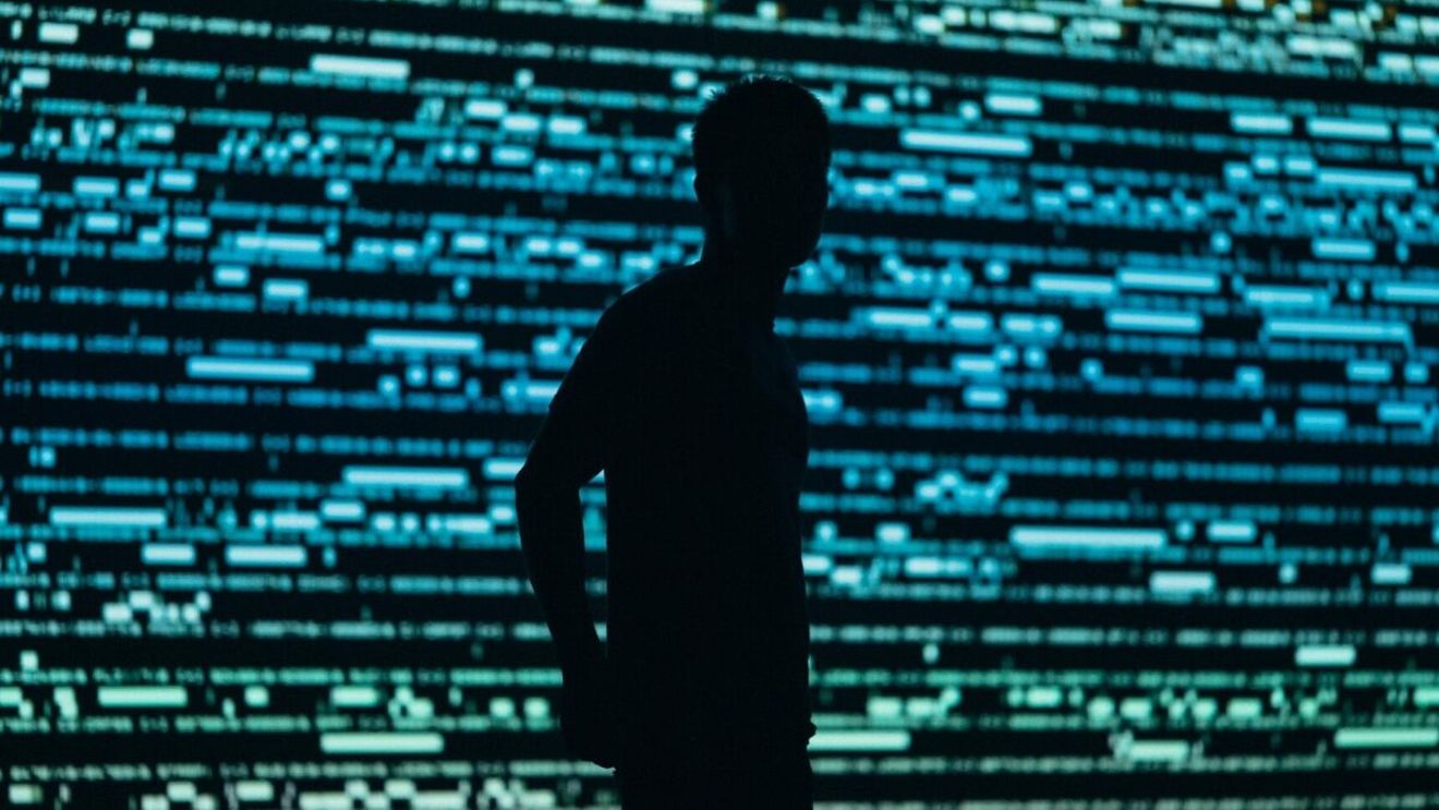 Europol anunţă arestarea liderului unei celebre reţele de hackeri în Ucraina