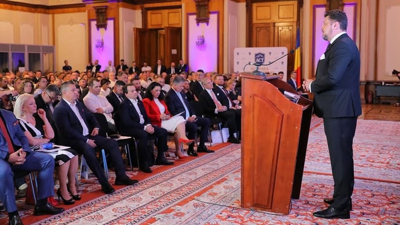 Claudiu Târziu și-a lansat propriul partid ”suveranist”, Acțiunea Conservatoare (ACT), la două luni după demisia din partidul extremist AUR unde a fost co-fondator