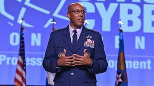 Senatul SUA validează numirea unui nou şef al statului-major comun, după blocajul creat de un republican / Charles Brown devine al doilea afro-american care ocupă această funcție