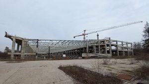 Sindromul Meșterului Manole: Șantierul patinoarului Flamaropol, lăsat de izbeliște din 2019, se degradează de la o zi la alta, cu costuri enorme pentru București - singura capitală europeană care nu are un patinoar