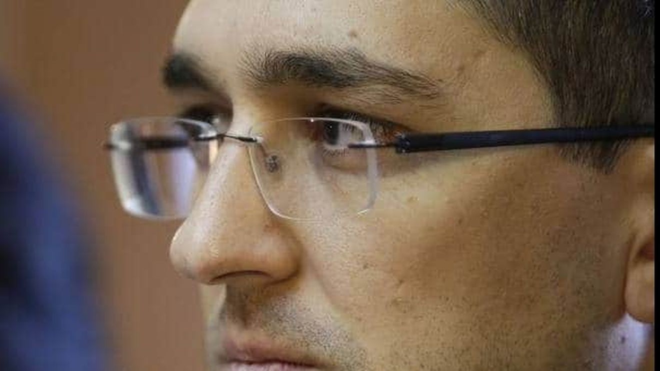 Vlad Voiculescu anunță că o va da în judecată pe Gabriela Firea pentru ”o serie de aberații”, printre care și afirmația că Voiculescu ar fi traficant de organe