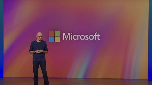 „Maia 100”, primul cip de inteligență artificală al Microsoft, care ar putea concura cu cel al Nvidia