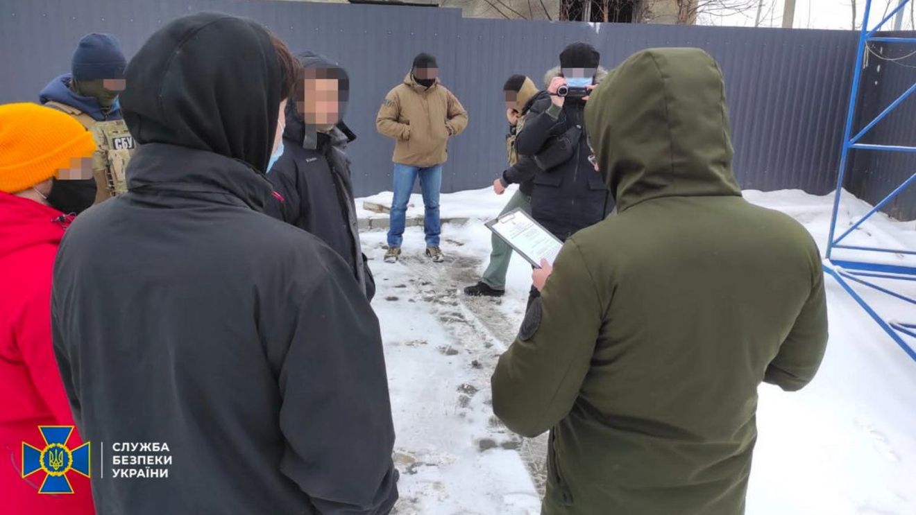 Vastă operaţiune a poliţiei în Ucraina ce vizează blocarea trecerii ilegale a frontierei de către bărbaţii cu vârsta de mobilizare