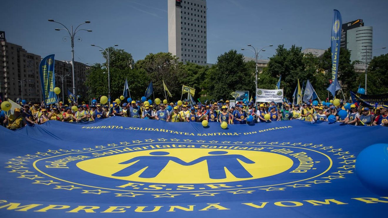 Sindicaliștii din Casa de Asigurări de Sănătate anunță protest și perturbarea serviciilor pentru pacienți. Ei cer creșteri de salarii