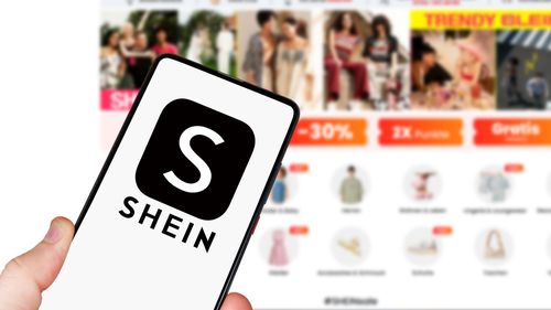 Retailerul online de modă Shein renunţă la firmele britanice de comunicare, pe fondul incertitudinilor privind listarea la bursă din Londra cauzate de tarifele lui Trump