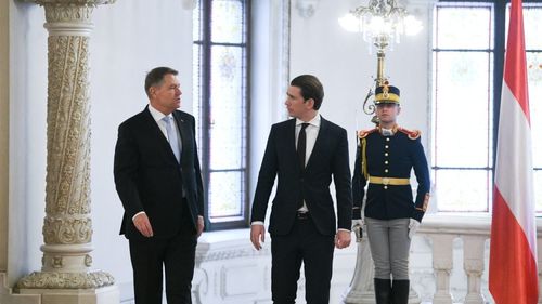 Avertisment dur din partea cancelarului austriac pentru Guvernul de la București: Companiile austriece ar putea pleca din România