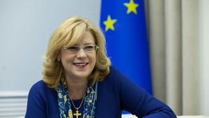 Europarlamentarul Corina Creţu: Când s-a negociat PNRR, trebuia făcută o clarificare foarte clară, că pensiile militare sunt pensii ocupaţionale, România este cea care a propus/ Nici 10% nu s-au cheltuit din ce am primit