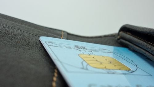 Ce este moneda digitală, împotriva căreia vrea George Simion referendum: explicații și mod de funcționare