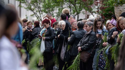 Procesiune în Capitală cu relicva Sfântului Papă Ioan Paul al II-lea