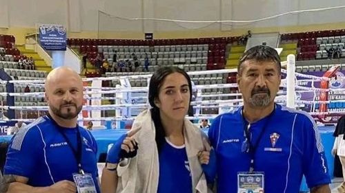 Trei medalii, una de argint şi două de bronz, la Campionatele Europene de box pentru cadeţi din Turcia