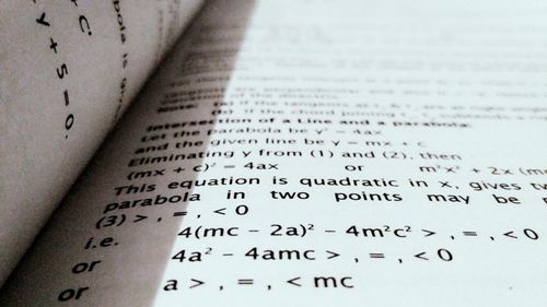 Modele de subiecte grilă pentru Matematică și Istorie. Elevii de clasele a XI-a și a XII-a susțin miercuri simularea Probei obligatorii a profilului
