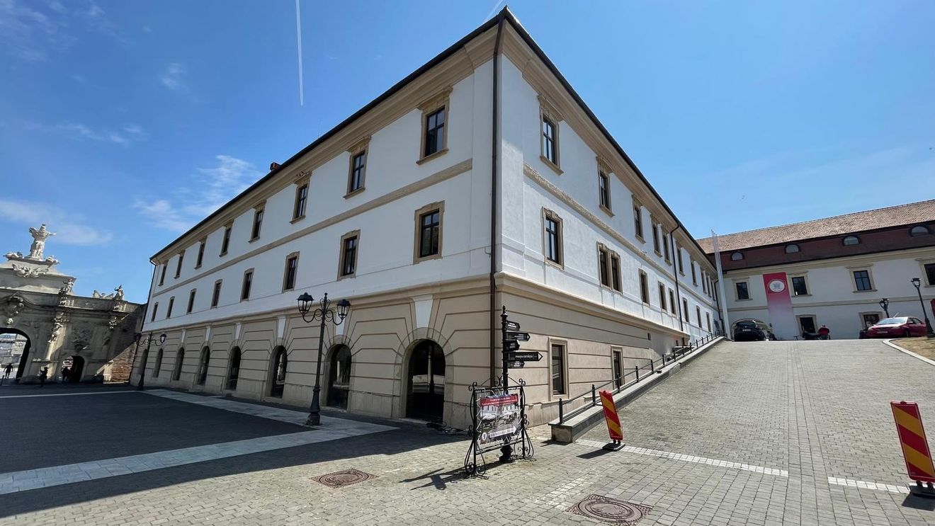 O clădire din secolul al XVIII-lea, restaurată cu peste 16 milioane de lei, este noul sediu al Consiliului Judeţean Alba