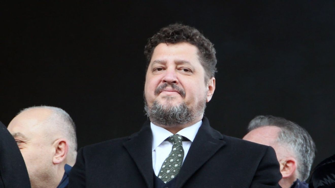 Claudiu Târziu (AUR) le ia apărarea extremiștilor la care polițiștii au făcut percheziții și îi compară pe cei care au făcut salutul nazist, au amenințat și îndemnat la violențe cu victimele comunismului torturate și ucise dezumanizant în Experimentul Pitești