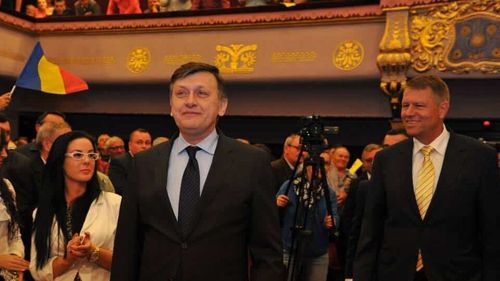 Crin Antonescu: Educaţia va fi o prioritate pentru mine. Ştiu, şi alţii au promis că vor face din educaţie un domeniu performant şi n-au reuşit