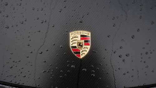 Porsche își reduce estimările pentru 2025 pe fondul tarifelor din SUA și al scăderii cererii din China / Acțiunile scad cu 6,4%