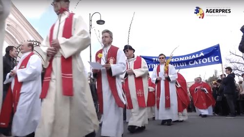 Procesiune de Floriile romano-catolice, în Capitală / Procesiunea începe la ora 15:00, din Piaţa „Fer. Vladimir Ghika” de lângă Biserica Franceză
