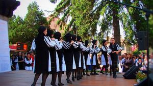 Festival folcloric la Novaci (Gorj), în weekend: „Urcatul oilor la munte” / Sunt invitate formații din 14 județe și din afara țării