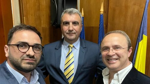 Actorul Grig Chiroiu, propus de PNL pentru candidatura la preşedinţia CJ Vâlcea / Chiroiu este cunoscut pentru rolul "Caporalul Pupăză" din serialul TV "Trăsniţi în NATO"