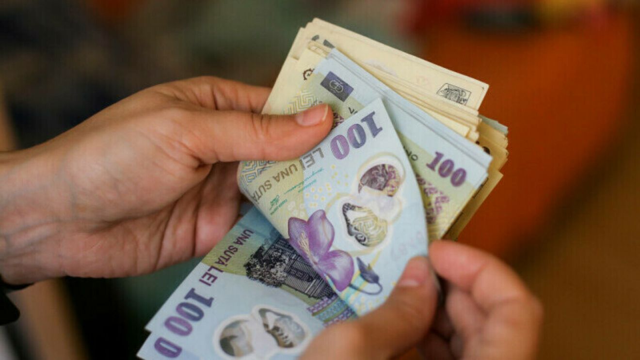 Consilierii locali din Tulcea au votat pentru dublarea stimulentelor financiare alocate medicilor / În total, se acordă un milion de lei / CJ Tulcea acordă în plus  câte 8.000 de lei, brut și 1.500 de lei lunar pentru chirie