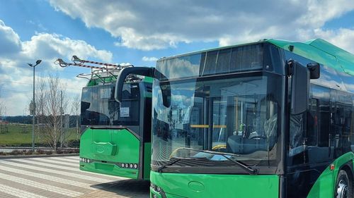 FOTO Troleibuzele noi, cumpărate de Primăria Capitalei din Polonia, vor circula pe străzile Bucureștiului din martie 2024